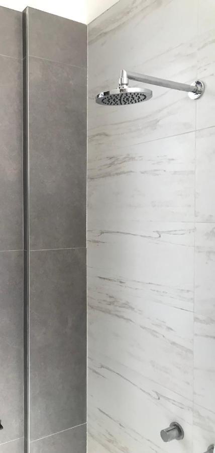 Habitaciones En Suite Balcarce ブエノスアイレス エクステリア 写真